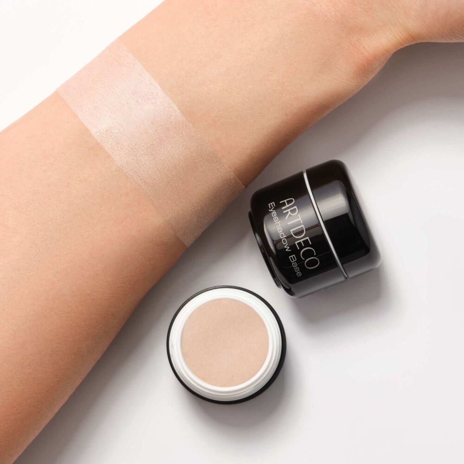 Eyeshadow Base  Limitierte Verpackung