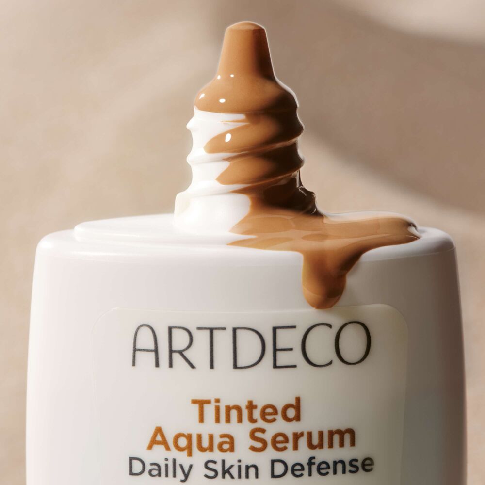 Tinted Aqua Serum Daily Skin Defense SPF50+