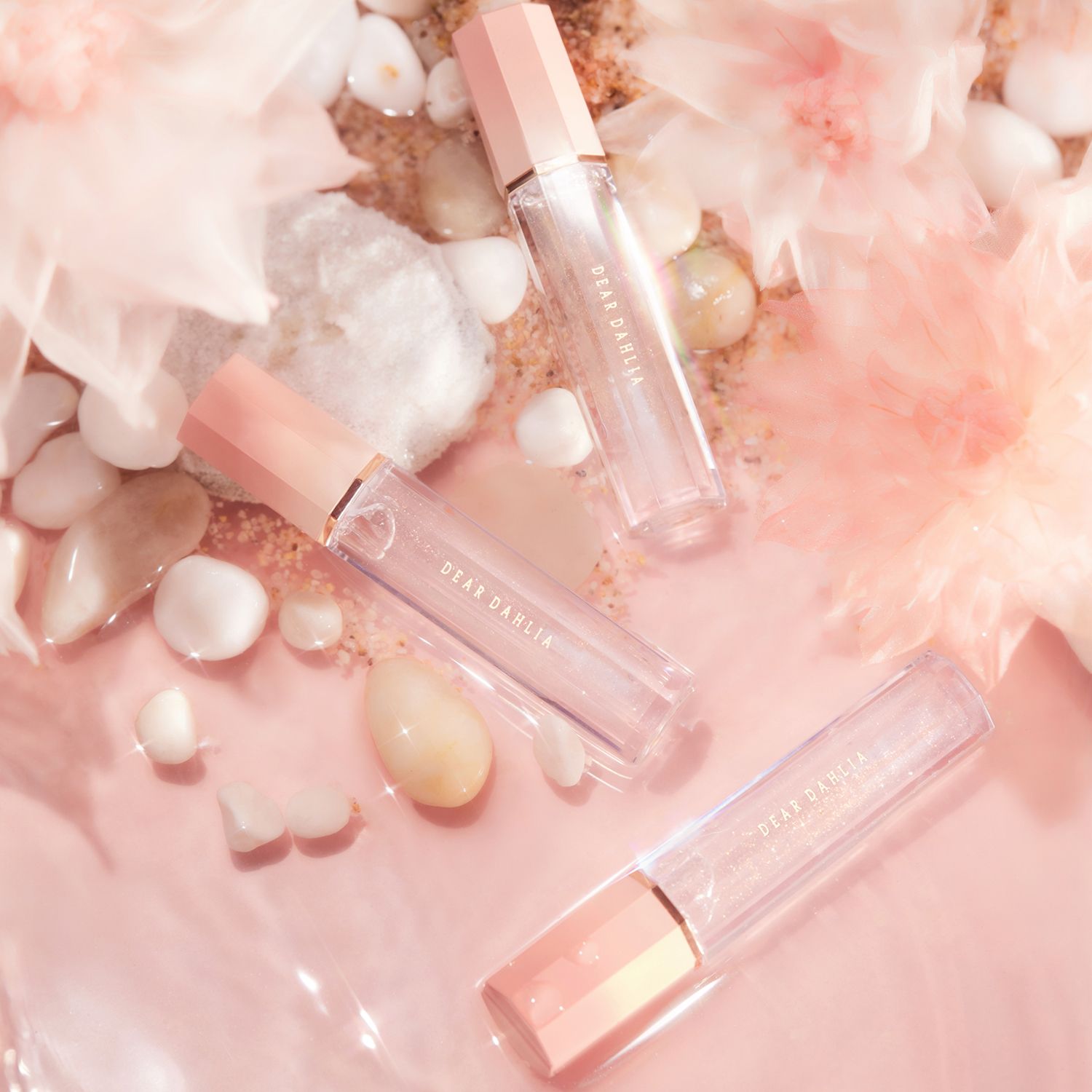 Blooming edition glass shine lip topper dewdrop