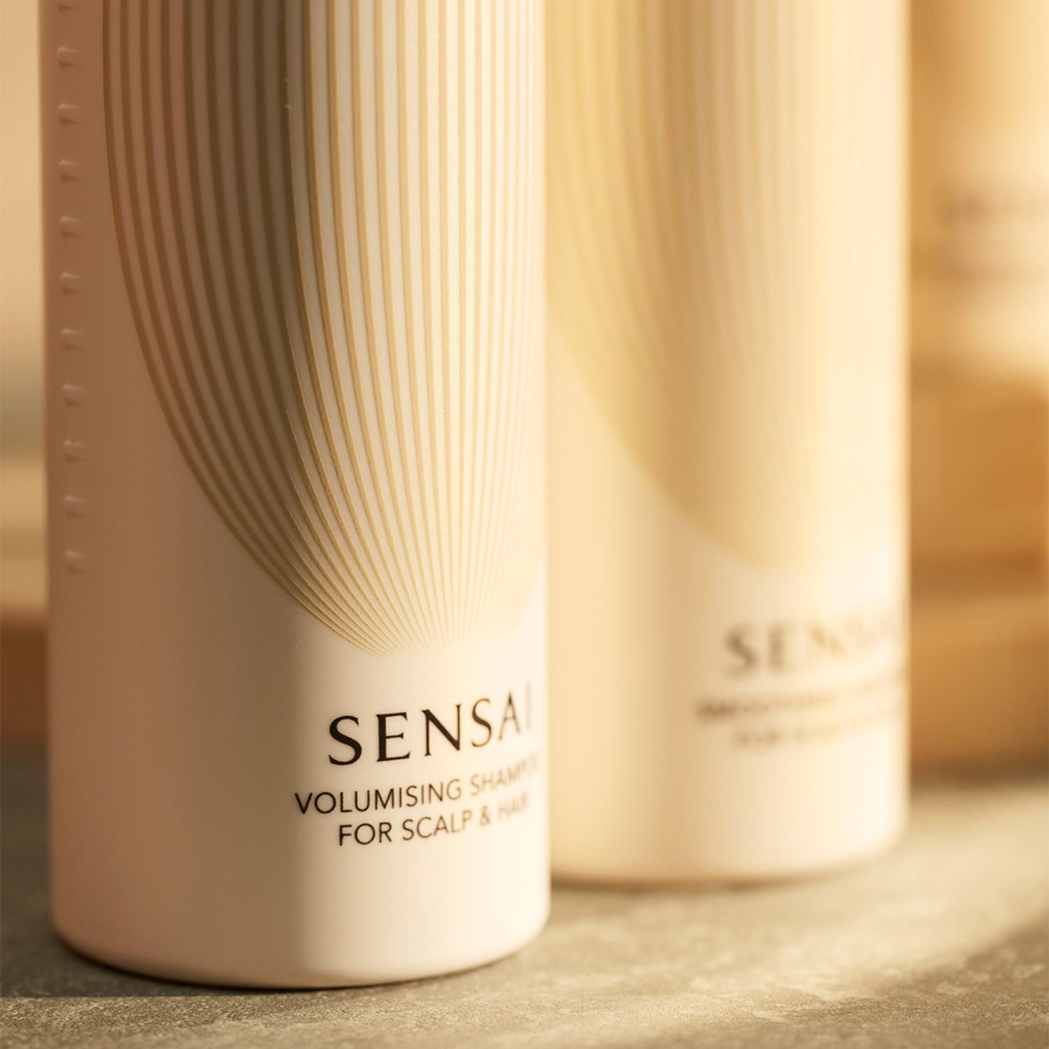 VOLUMISING SHAMPOO FOR SCALP AND HAIR
