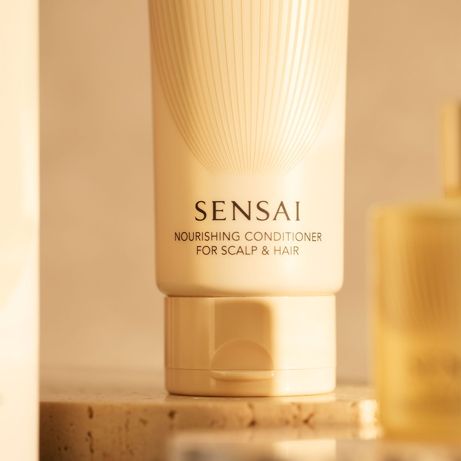 NOURISHING CONDITIONER FOR SCALP AND HAIR
